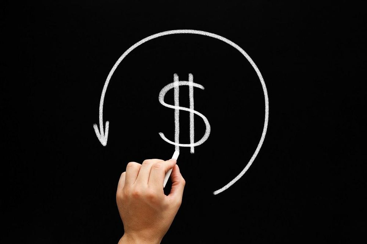 Refund Arrow Concept