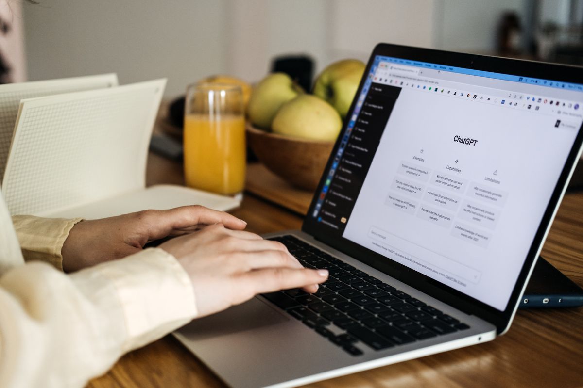 Using ChatGPT prompts to create content
