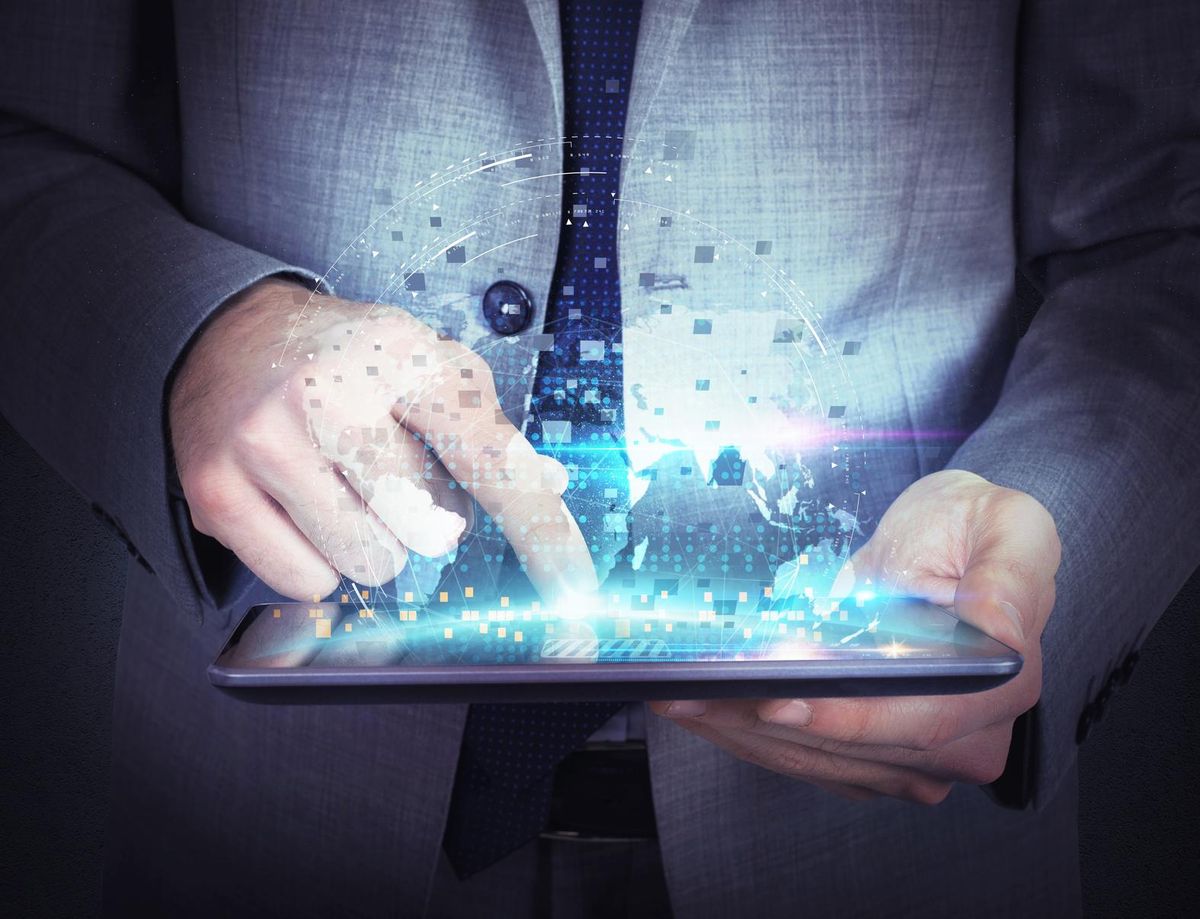 Using tech tool to run a home business